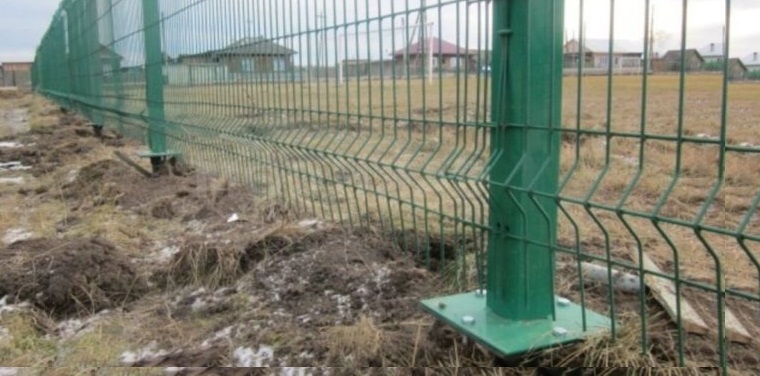 Купить сваи для ограждения от производителя в Кыштыме от 1419 руб: низкая цена, быстрая установка